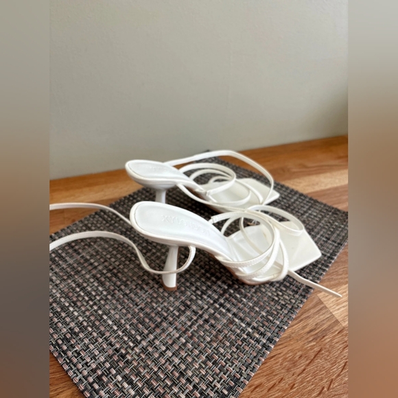 Elegant White Strappy Heels - Picture 1 of 4